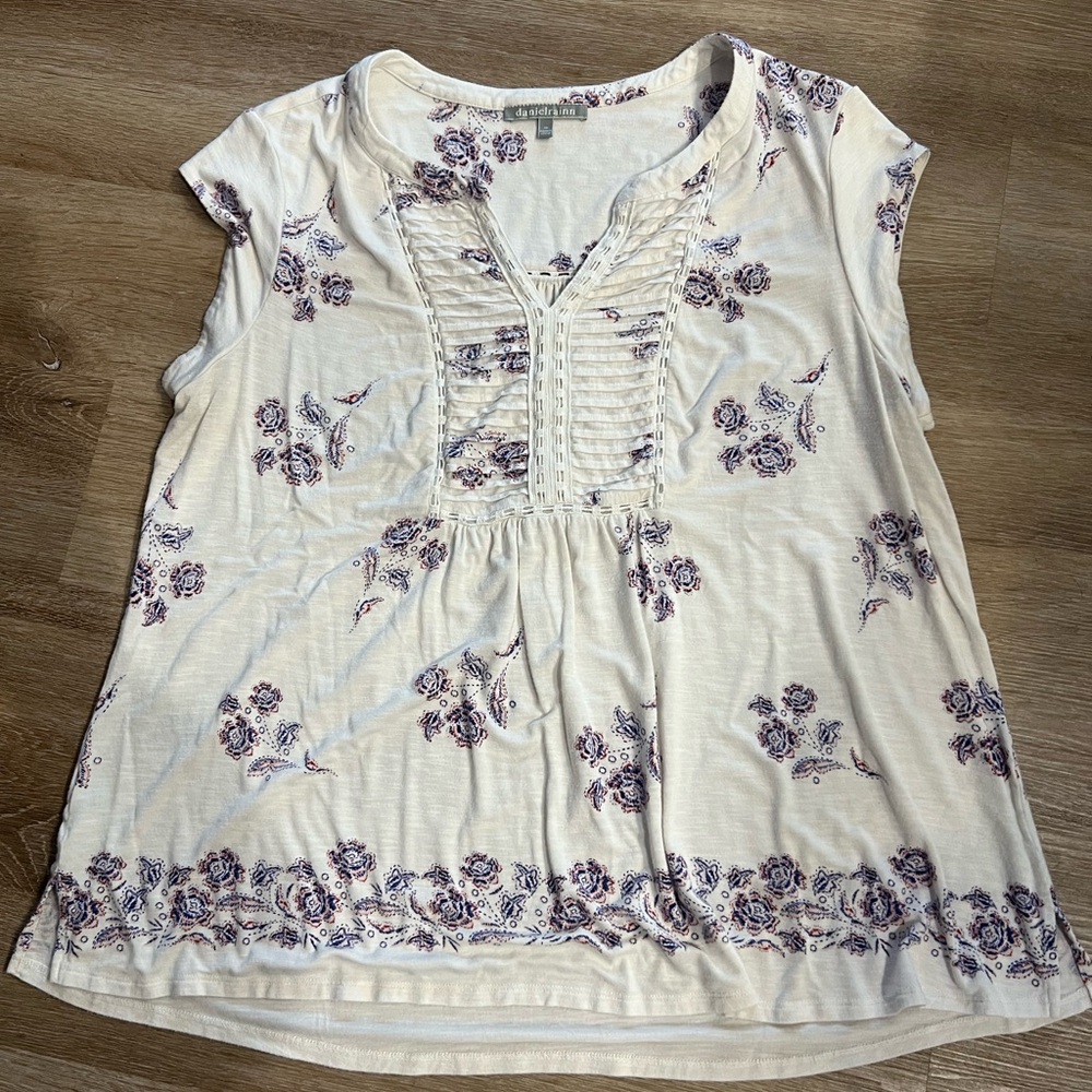 Patterned blouse